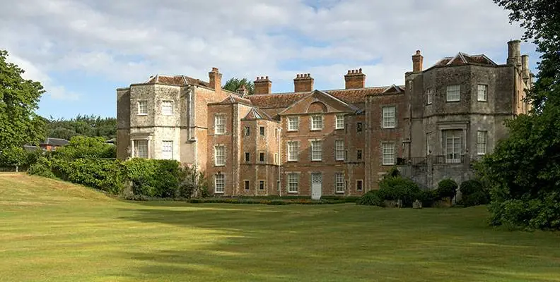 BAYSTAR National Trust Contract